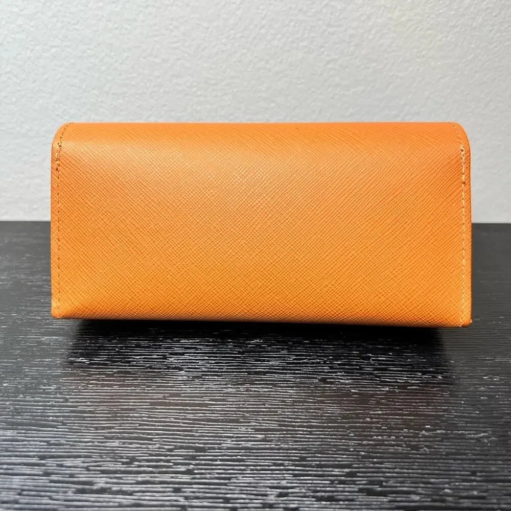 ๐ NWOT Tory Burch Sunglasses Case Orange with Gold Emblem Logo Leather Like - Picture 5 of 11